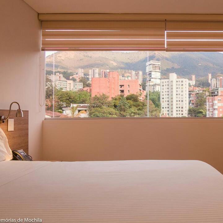 Hotel Lomas 10 Medellin Exterior photo